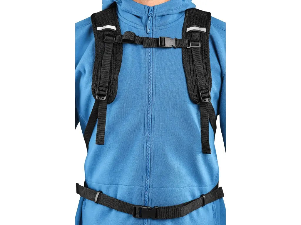 Zaino compatto da città con spallacci traspiranti e tasche interne - vista dettagli